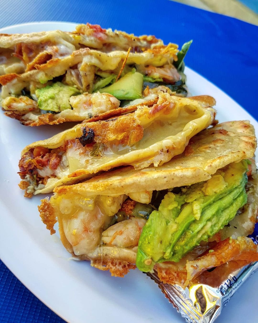 vinos y tacos de mariscos