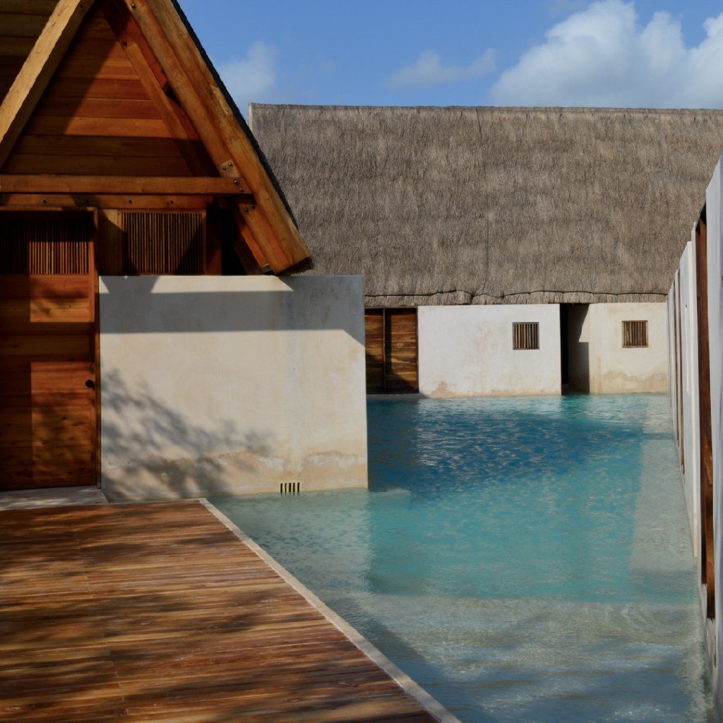 Duerme dentro de una alberca en este hotel de Holbox 