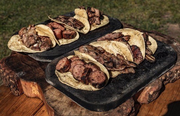 Tacos de carne asada